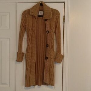 Girls gap XL cable knit , long ,button up sweater , Carmel color